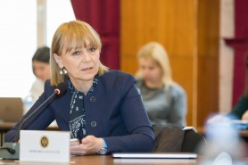 Ala Nemerenco, deranjată de întrebările despre moartea unui bătrân: Familia acuză medici de neglijență crasă