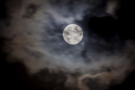 Luni mohorâtă, dar plină de semne. Horoscop 10 noiembrie 2025