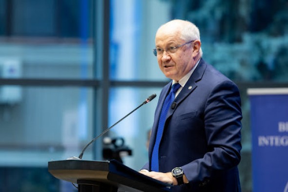 Premierul Alexandru Munteanu pleacă astăzi într-o vizită oficială la Bruxelles. Cu cine se va întâlni
