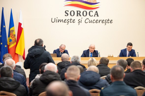 Alexandru Munteanu a avut o întrevedere cu reprezentanții autorităților publice locale din raionul Soroca
