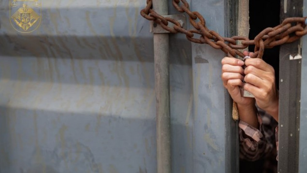 S-a autoproclamat „apostolul Mihail” și a exploatat o familie timp de peste un deceniu: Un bărbat a fost condamnat la detențiune pe viață