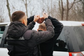 Justiția nu are termen de prescripție: Pedofil fugar, extrădat din Germania după 9 ani de căutări