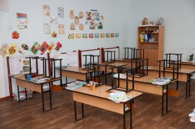 Revoluție în Educație: Notele revin în catalog, școlile mici dispar, iar profesorii primesc prime de relocare de 300.000 de lei