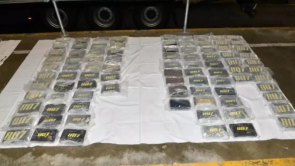 Droguri de milioane, camuflate printre lenjeria lui Kim Kardashian