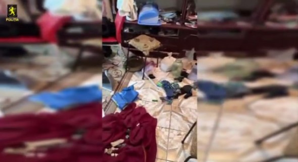 Speluncă de consum a drogurilor, destructurată de polițiști în sectorul Centru