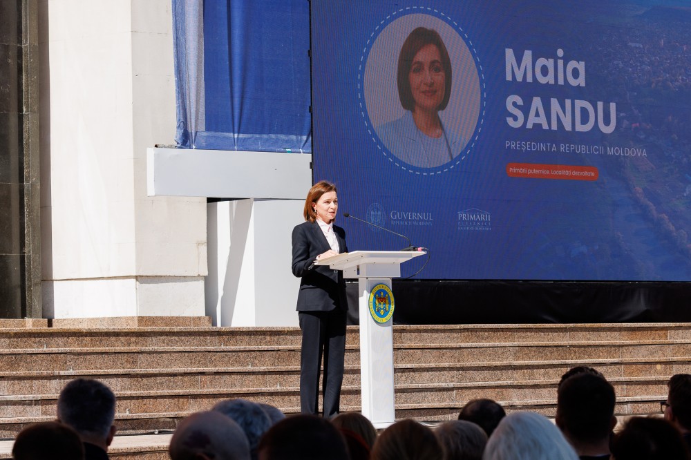 Maia Sandu, la întâlnirea cu primarii: „Reforma administrației publice locale este o clacă între sate – ne unim forțele pentru a face viața tuturor mai bună”