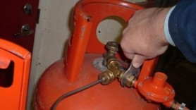 Tragedie la Băcioi: un tânăr a murit, iar tatăl său a fost rănit după explozia unei butelii de gaz