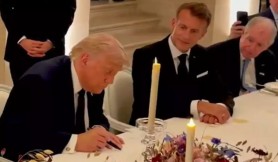 Trump și Pezeshkian semnează de la distanță acordul care pune capăt războiului dintre SUA și Iran