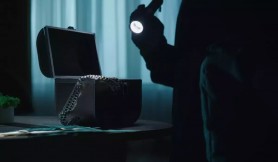 Un hoț și-a uitat telefonul în casa pe care o jefuise. Cum a încercat să-l recupereze