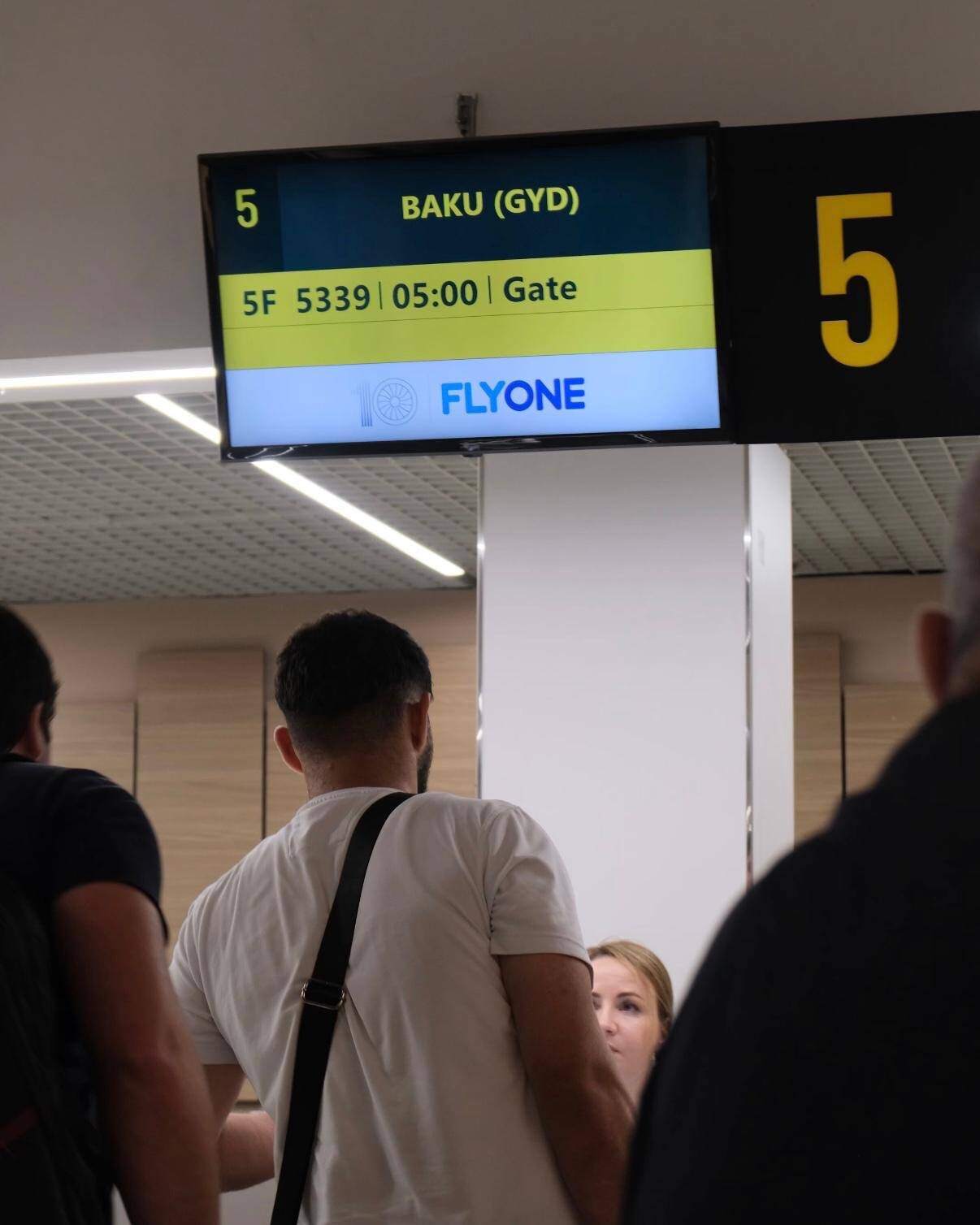 FLYONE își consolidează rețeaua de zboruri: Baku, noua destinație directă din Chișinău