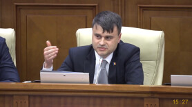 Deputatul Partidului Nostru, Alexandr Berlinschii cere explicații privind datoria publică și lipsa marilor proiecte de infrastructură